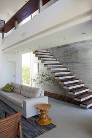 Couloir Entree Escaliers De Style De Style Moderne Par Estudio 30 51 Escalier Design Escaliers Maison Architecture D Escaliers