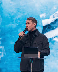 Let's not spend our lives chasing a cloak, let's spend our lives chasing a  Kingdom.”