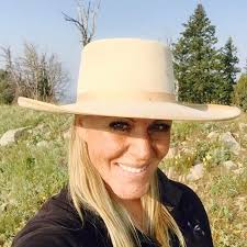 Cowgirl Mama: Skye Clarke Photography, #WesternArtWednesday