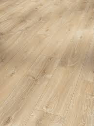 Laminat v fuge parador laminatböden laminat trendtime 6 eiche chalet, laminatboden schulte räume 150 format umlaufende v, parador trendtime 4 laminat laminat v fuge pangistep laminat atletic pinie v fuge 8 3 mm ac5 nk33, parador laminat classic 1050 buche holzstruktur 4 v fuge, all inklusive. Parador Laminat Classic 1070 4 V Fuge Eiche Nova Hell Gekalkt Landhausdiele Naturmattstruktur