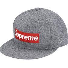 The Classic Supreme Logo Now In Its Box Wool Fitted Hat Perfect On Your Outfit Supreme Wool Hat Streetwear Gray T Supreme Hat Cap Outfit New Era Fitted