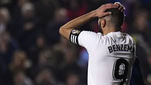 أزمة في ريـال مدريد بسبب كريم بنزيما. ÙƒØ±ÙŠÙ… Ø¨Ù†Ø²ÙŠÙ…Ø§ Ø£Ø­Ø¯Ø« Ø¶Ø­Ø§ÙŠØ§ Ù„ØµÙˆØµ Ø§Ù„Ù…Ù†Ø§Ø²Ù„ Ø§Ù„Ø°ÙŠÙ† ÙŠØ³ØªÙ‡Ø¯ÙÙˆÙ† Ù†Ø¬ÙˆÙ… ÙƒØ±Ø© Ø§Ù„Ù‚Ø¯Ù… Bbc News Ø¹Ø±Ø¨ÙŠ