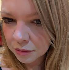 Looking for a mobile hairdresser with availability