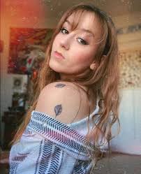 alexa grace ♓︎ ♎︎ ♌︎ (@ohsweetvelvet) • Instagram photos and videos