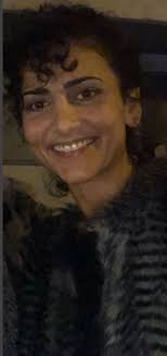 Honestly, has anyone ever succeeded in getting a rental via this group? All  I see is PMs and many of those go unanswered! I have 4 friends from African  and Asian background