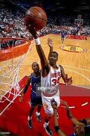 Shawn Mendes Pictures Hakeem Olajuwon Houston Basketball Basketball Pictures