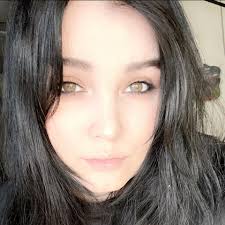 Recommendations for custom February shower cupcakes