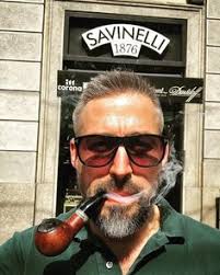 Howard schnellenberger became an icon of that pipe smoking charge. Pipes