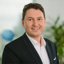 It was founded in 1956 and is headquartered in frankfurt. Mario Damon Leiter Kundenservice 1 Abteilungsdirektor Union Investment Service Bank Ag Xing