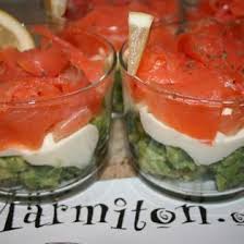 Verrine Avocat Truite Fumee Recette En 2020 Verrine Avocat Recettes De Cuisine Recette Verrine Avocat
