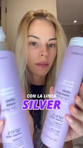 ¡Dile adiós a los tonos indeseados con nuestra línea Silver de Erayba! ✨ ,  Si eres rubia o tienes canas, esta línea es tu aliada perfecta. Neutraliza  esos molestos reflejos naranjas y amarillos, ...