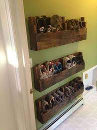 Say goodbye to that jumbled pile of shoes. Diy Shoe Rack Ideas On A Entryway Shoe Storage Diy Pallet Furniture Diy Shoe Rack