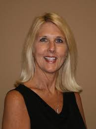 Kimberly Howington's Instagram, Twitter & Facebook