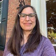 Maureen Behrens's Instagram, Twitter & Facebook