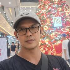 Ombudsman Boying Remulla said contractors Curlee and Sarah Discaya are  expected to face charges over their supposed involvement in anomalous flood  control projects. "Sa tingin ko, baka sumunod dito, Discaya na," he