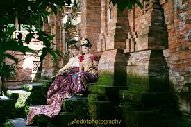 Blogspot foto prawedding jawa : Prewedding Adat Bali Ayumi Dan Tude