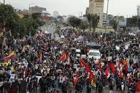 Los colombianos llevan más de 20 días de marchas, movilizaciones y protestas, que comenzaron contra el proyecto de la reforma. Comite Nacional Del Paro Convoca A Nuevas Jornadas De Movilizacion Masiva El Jueves 29 De Abril Y El 19 De Mayo