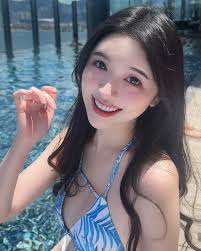 Angela Chong 張安琪