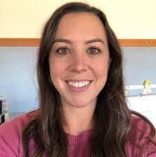 Jennifer Gaff's Instagram, Twitter & Facebook