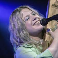 LIVE: Hannah Rose Platt