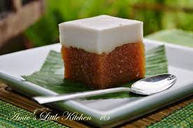 Amie S Little Kitchen Sedapnya Talam Ubi Kayu Gula Merah Malaysian Food Desserts Malaysian Dessert Indonesian Desserts
