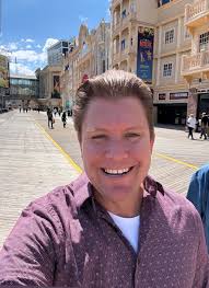 Sun ☀️ got me squinting