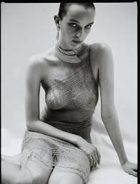 # vimeo.com/249941753 uploaded 3 years ago 68.6k views 538 likes 6 comments. Sonia Szostak Flashes Jamilla Hoogenboom In Luxe Jewelry For Vogue Russia June 2019 Anne Of Carversville