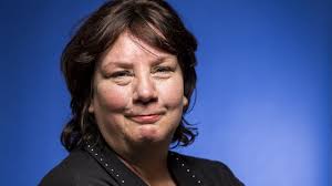 Jongerius haalt zwaarbevochten overwinning in Europees Parlement