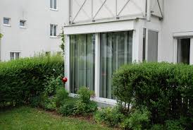 Kleiner Wintergarten Unter Balkon Gestaltungsideen Und Bilder Kleiner Wintergarten Wintergarten Garten