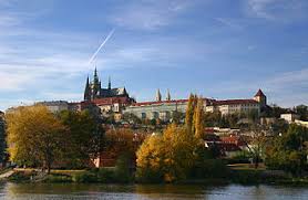 Die winter in tschechien sind kühl und schneereich, die sommer hingegen recht warm. Prag Wikipedia