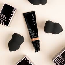 As a skincare product, it gives you dewy, hydrated skin while brightening and smoothing your complexion. How To Master The Quick Everyday Makeup Look Priscillam Beauty
