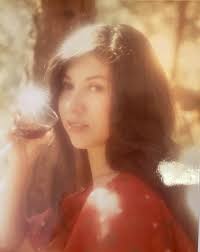 Can anyone remove this bottle of wine please ?