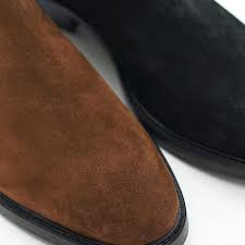 Suede definition, kid or other leather finished with a soft, napped surface, on the flesh side or on the outer side after removal of a thin outer layer. Suede Shoes Tiger Of Sweden Official Online Shop