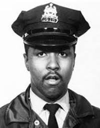 Gov. Mike Parson, St. Louis mayor meet at breakfast for fallen police  officers