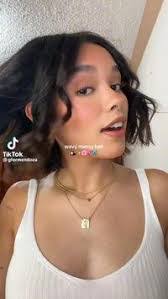 Lisa Semler's Instagram, Twitter & Facebook