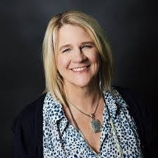 Keena Washington's Instagram, Twitter & Facebook