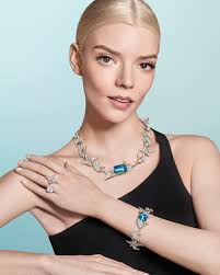 Anya Taylor-Joy in Tiffany & Co. 'Blue Book 2023: Out of the Blue' High  Jewelry by Craig McDean — Anne of Carversville