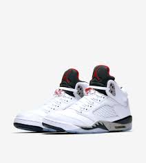 Red also covers the lining and branding on the heel and tongue. Air Jordan 5 Retro White Black University Red Release Date Nike Snkrs