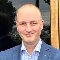 9000+ perfiles de «Shing»