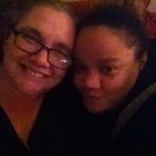 Linda Roach (@lroach39)