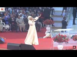 Tope alabi had claimed alaseyori released the song without consulting the holy spirit. Angelic Visitation Bishop David Oyedepo Storms Tope Alabi S Home On Her 50th Birthday Anniversary Litetube