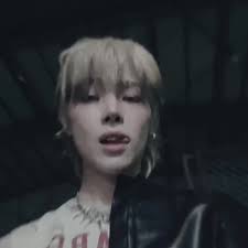 Nicholas Edits Andteam