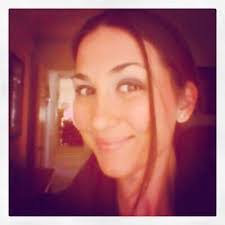 Lisa Edinger's Instagram, Twitter & Facebook