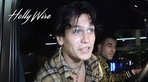 Shop hudson's bay for handbags, women's and men's clothing and shoes, and housewares. Chase Hudson Confirms Relationship Status With Charli D Amelio Hollywire Paperazzi Youtube