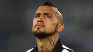 Futbolista chileno, mediocentro mixto de la selección de chile y el barcelona de españa. Das Ist Mein Jahr Arturo Vidal Der Stolze Krieger N Tv De