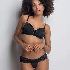 Conjunto De Lingerie Modelo Negra Sensual
