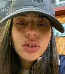Soy una business woman en un business world , dice una de las partes del último tema de nathy peluso business woman. Uzivatel Nathy Peluso Na Twitteru No Estoy Triste No Es Mi Llanto Es El Humo De Este Fasito Que Me Hace Llorar