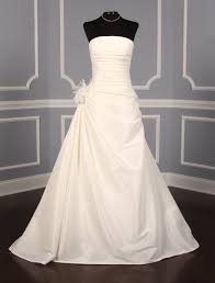 Pronovias Wedding Dresses On Sale Your Dream Dress Pronovias Wedding Dress Discount Designer Wedding Dresses Aline Wedding Dress