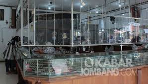 Jual gelang emas 9.8 gr kadar 70% pada hari. Harga Emas Di Jombang Beberapa Pekan Terus Naik Daya Beli Menurun Kabar Jombang