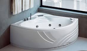 Queste vasche da bagno completano l'arredobagno e sono. Guida Pratica Alla Vasca Da Bagno Angolare